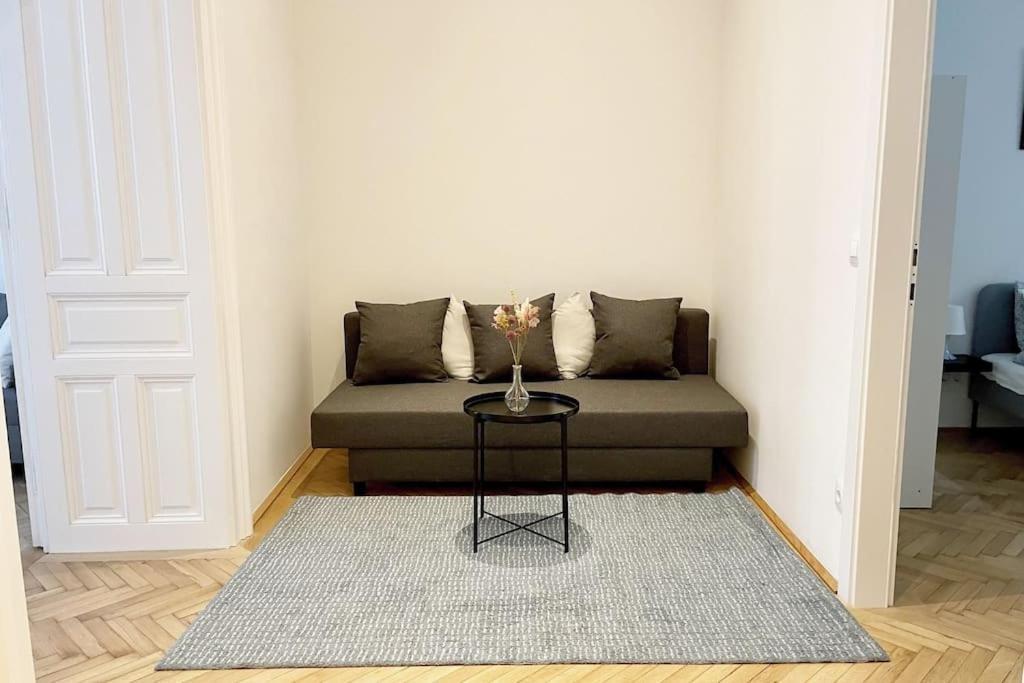 City-Center-Apartment Hip Area, Big & New Wien Eksteriør bilde